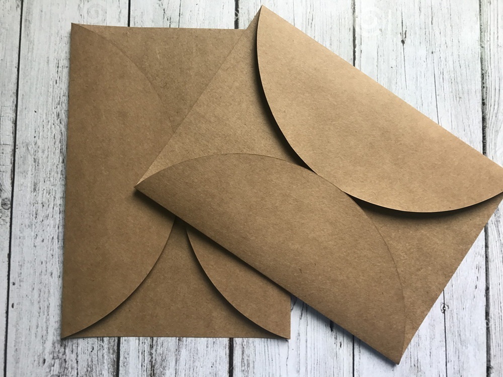 envelope de papel pardo